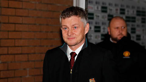 Solskjaer tôn vinh Fred và Williams sau chiến thắng Burnley