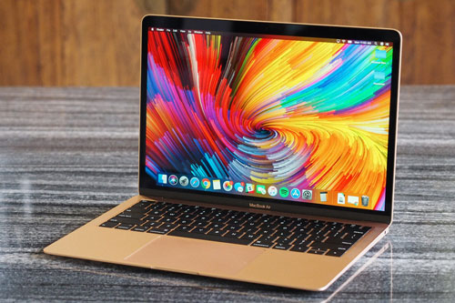 MacBook tốt nhất cho hầu hết mọi người: MacBook Air (giá khởi điểm: 1.099 USD).