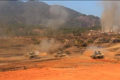 “Cua Đồng” T-72B1MS của Lào: Hệ thống hỏa lực nhỉnh hơn cả T-90S/SK Việt Nam?