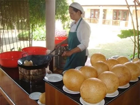 Dac san banh xoi chien phong cua Nam Bo duoc vi nhu “trung khung long“-Hinh-9