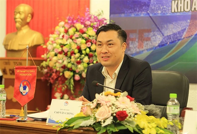 Phó Chủ tịch Cao Văn Chóng báo tin vui về tình hình tài chính của VFF trong năm 2019 - Ảnh: Phan Tùng