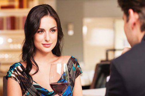 Chạm mặt vợ cũ, tôi điên dại cả người vì ước được quay lại