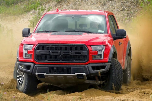Ngạc nhiên với khả năng off-road tuyệt đỉnh của Ford F-150 Raptor 2019