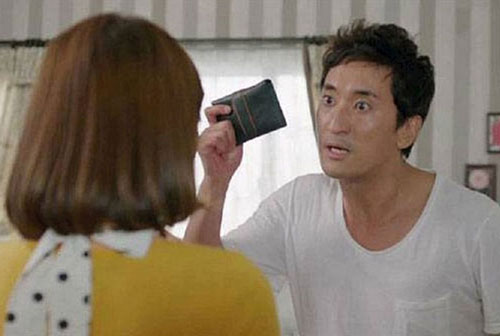 Trả hết nợ nần mới được ăn ngon mặc đẹp