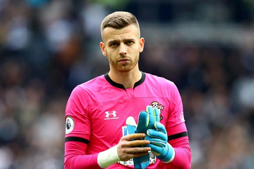 Thủ môn: Angus Gunn (Southampton).