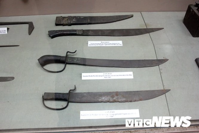 Những thanh kiếm giết hại nhiều người trưng bày ở Bảo tàng Hà Giang.