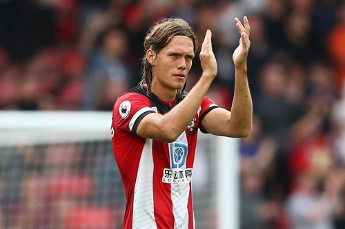 Trung vệ: Jannik Vestergaard (Southampton).