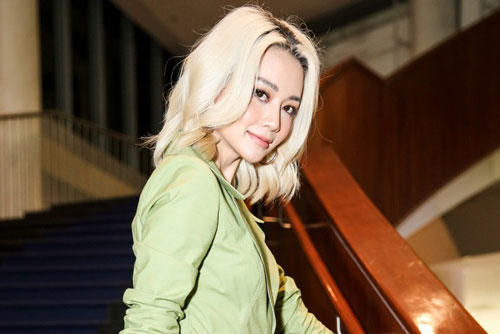 Thiều Bảo Trang chơi nổi với tóc bạch kim, đòi lột xác làm "ma nữ"