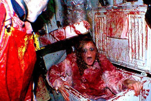 Bên trong nhà ma đáng sợ nhất nước Mỹ: Giải thưởng hơn 450 triệu cho ai vượt qua vẫn chưa có người lấy được