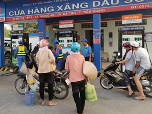 Ngày cuối cùng của năm 2019: Giá xăng bật tăng hay giảm?