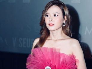 Midu gây sốc khi đi hát, đáp trả lời chê bai nhận gạch đá đủ xây nhà vì vung tiền làm MV