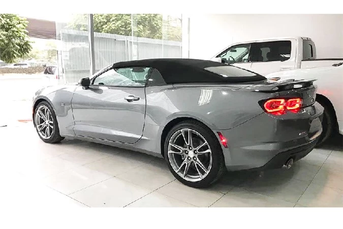 Chevrolet Camaro 2019 mui tran gan 3 ty dong o Ha Noi-Hinh-9