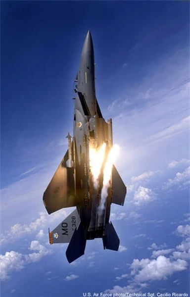 Su-57 cua Nga van co diem thua kem ca F-15 My?-Hinh-8