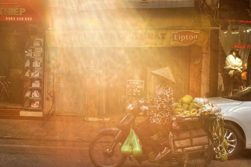 Bí mật chưa từng hé lộ về phố Hàng Gà trứ danh Hà Nội