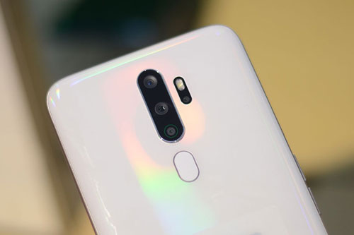 Tầm giá 3-5 triệu đồng, lựa chọn smartphone nào chơi Tết?