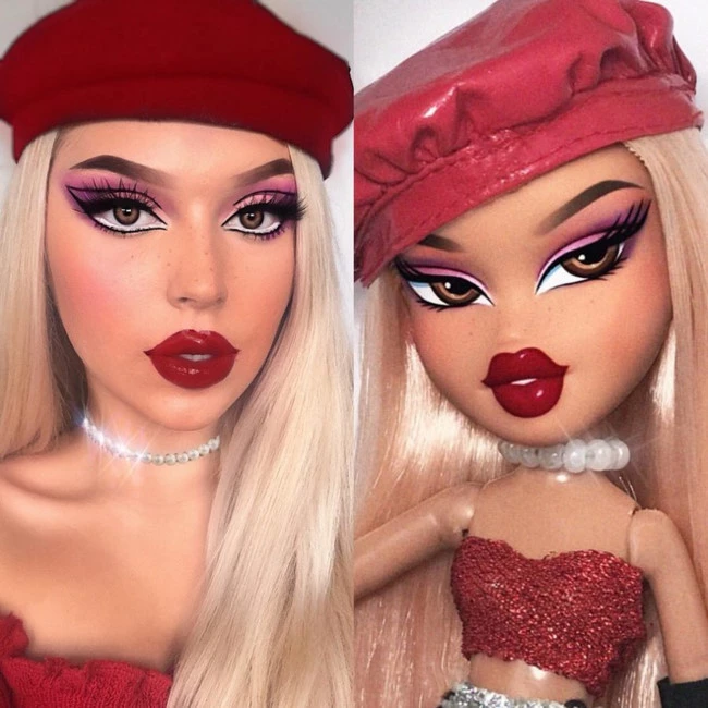 Trang điểm giống búp bê Bratz:   Hồi tháng 3, các tín đồ làm đẹp rộ lên xu hướng make up giống búp bê với đôi mắt to, môi dày. Bratz Challenge là thử thách rộ lên từ năm 2001. Những con búp bê Bratz được làm bằng nhựa, có đầu to và thân hình mảnh mai đã tạo nên cơn sốt, soán ngôi búp bê Barbie lúc bấy giờ. Ảnh:Business Insider.