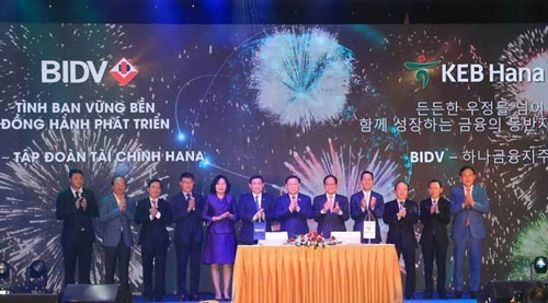 BIDV nhận dòng vốn gần tỷ USD từ Hàn Quốc.