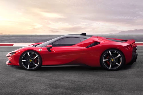 5. Ferrari SF90 Stradale 2020.