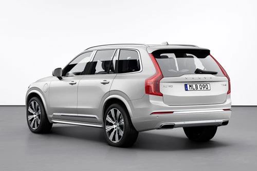 7. Volvo XC90 2020.