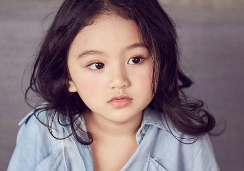 Vẻ đáng yêu của sao nhí đóng vai Trà Long phim “Mắt biếc“