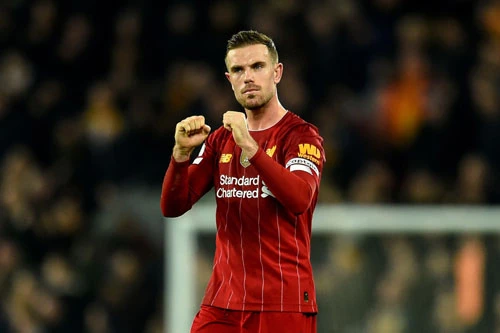 Tiền vệ: Jordan Henderson (Liverpool).