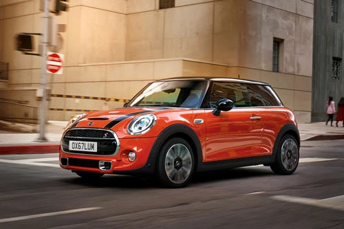 7. Mini Hardtop 2-Door John Cooper Works 2020.