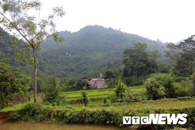 Dãy núi Xà Lạc không ai dám lên.