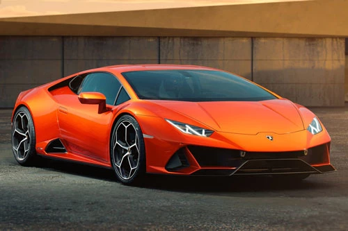 Lamborghini Huracan Evo.