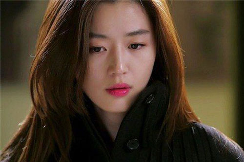 Bắt vợ bầu chủ động ký đơn ly hôn, 2 năm sau chết trân