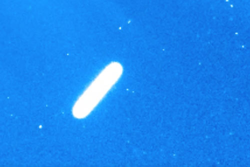 Xôn xao vật thể lạ nghi UFO trên bề mặt Mặt trời