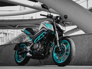 Cận cảnh đối thủ của Kawasaki Z300, Honda CB300R tại Việt Nam