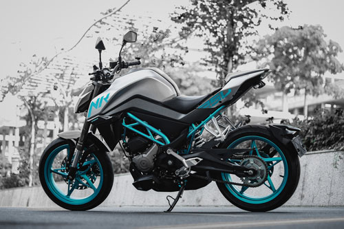 Khám phá naked bike giá hơn 110 triệu đồng tại Việt Nam