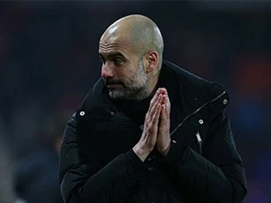 Guardiola chỉ rõ 3 điều Man City cần làm để bắt kịp Liverpool