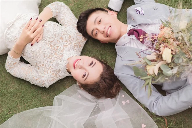 Ở ngoài xinh xắn vừa vặn, Nhật Linh bỗng hoá “khổng lồ” trong ảnh cưới với Văn Đức: Có gì đó sai sai? - Ảnh 5. Ở ngoài xinh xắn vừa vặn, Nhật Linh bỗng hoá “khổng lồ” trong ảnh cưới với Văn Đức: Có gì đó sai sai? - Ảnh 5.