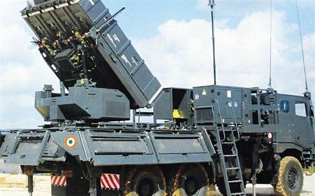 Thấy Việt Nam phô diễn tên lửa phòng không SPYDER, Nga khen chê thế nào? - Hình 2 Thay Viet Nam pho dien ten lua phong khong SPYDER, Nga khen che the nao?-Hinh-2