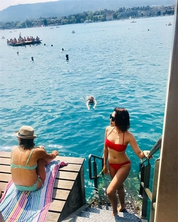 Mỹ nhân này đăng ảnh bikini như hiện tượng hiếm có khó tìm trong showbiz Việt
