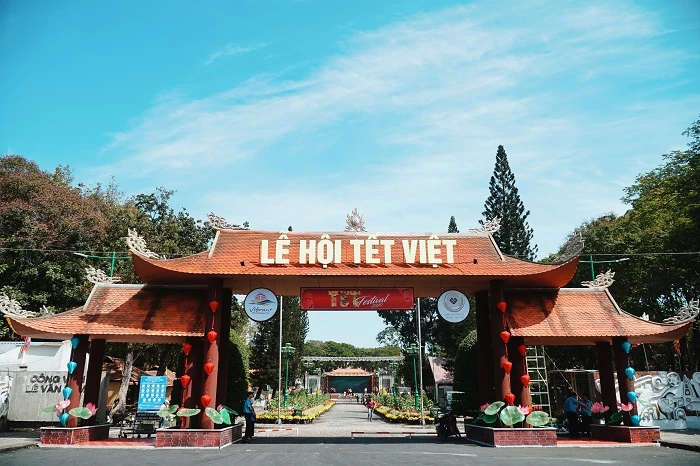Lễ hội Tết Việt lần đầu được tổ chức