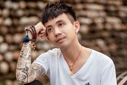 Người đẹp bí ẩn sở hữu nhiều đồng hồ tiền tỷ hơn cả Minh “nhựa”, Cường Đô la