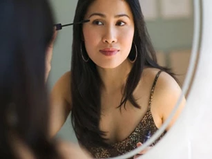 Bí mật về chuyện ngoại tình gần 10 năm của ba
