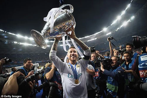 4. Sergio Ramos - Real Madrid, ĐT Tây Ban Nha