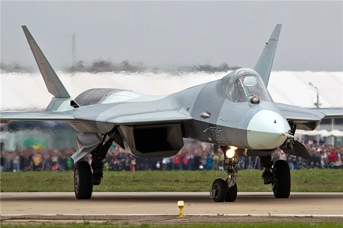 Bat chap Su-57 vua roi, Khong quan Nga van nhan mot loat tiem kich nay trong 2020-Hinh-7