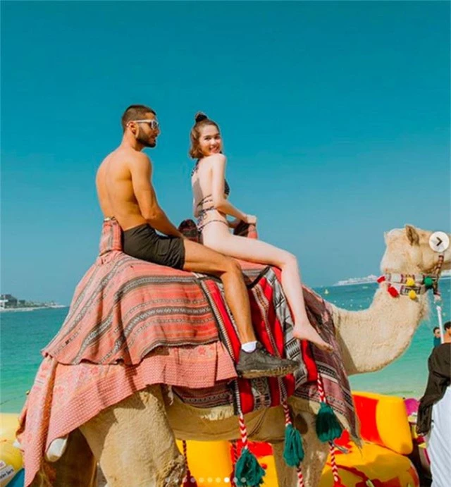 Ngọc Trinh tiếp tục khoe ảnh diện nội y 2 mảnh khi cưỡi lạc đà tại Dubai - Ảnh 5.