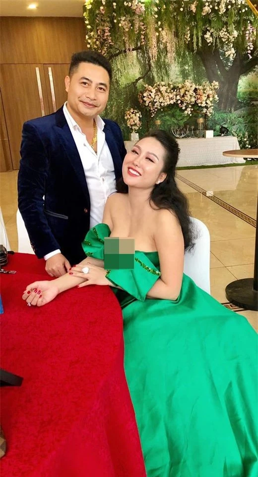 Phi Thanh Van khoe ve goi cam hau dao keo lan thu 21-Hinh-3