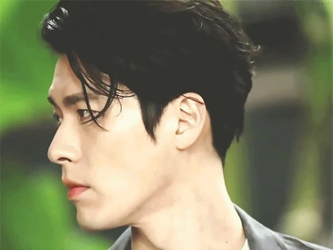 “Soái ca Triều Tiên” Hyun Bin gây bão mạng với góc nghiêng sắc lẹm như dao dọc giấy, sống mũi hiếm có khó tìm - Ảnh 11.