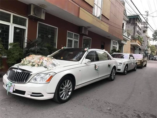 Xôn xao đám cưới bạc tỷ của con nhà đại gia ở Quảng Ninh: Đón dâu bằng xế hộp Maybach, thực đơn toàn sơn hào hải vị - Ảnh 3.