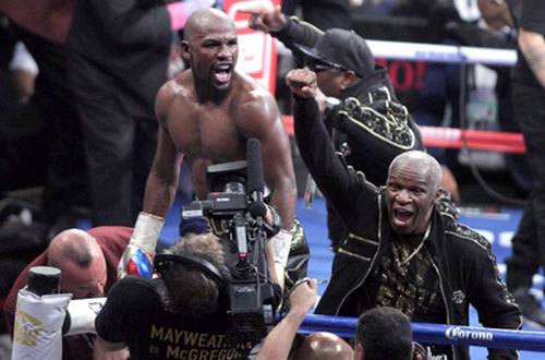 Mayweather vượt qua Messi và C.Ronaldo trong danh sách VĐV giàu nhất thế giới