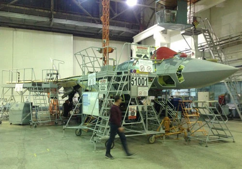 Mới đây, một chiếc tiêm kích tàng hình thế hệ 5 Sukhoi Su-57 của Nga đã bị rơi tại vùng lãnh thổ Khabarovsk thuộc khu vực Viễn Đông, trong một chuyến bay thử nghiệm.