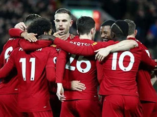 Liverpool lập kỷ lục chuyền bóng chưa từng có trong lịch sử CLB