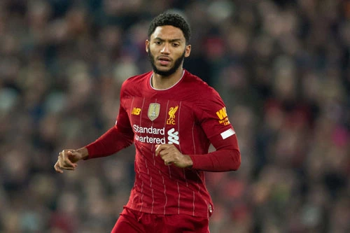 Hậu vệ: Joe Gomez (Liverpool).