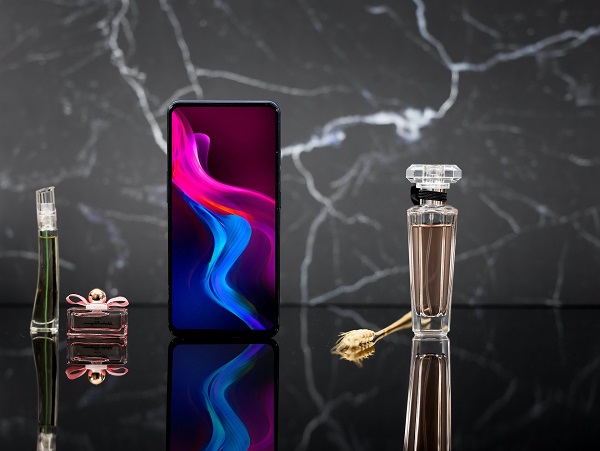 Từ 13/1, VinSmart bán điện thoại lấy cảm hứng từ vẻ đẹp vương giả của đá quý Vsmart Active 3 